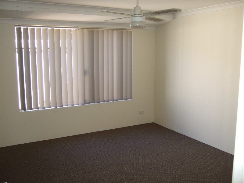 33 Milroy Street, Willagee WA 6156