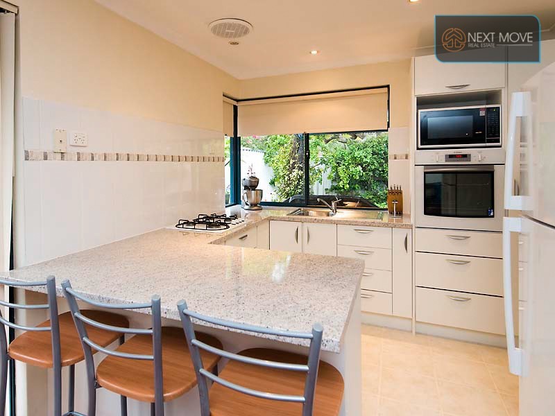 7 Jagoe Loop, Willagee WA 6156