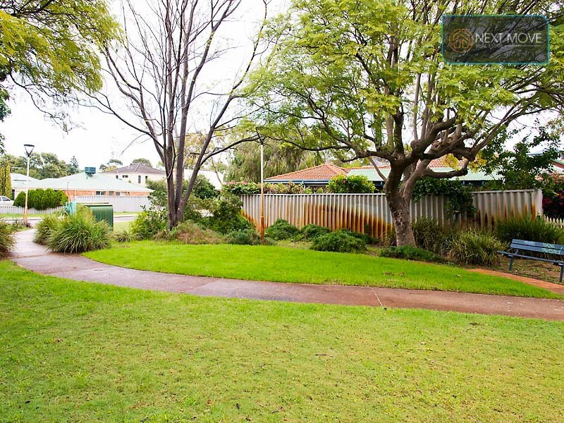 7 Jagoe Loop, Willagee WA 6156