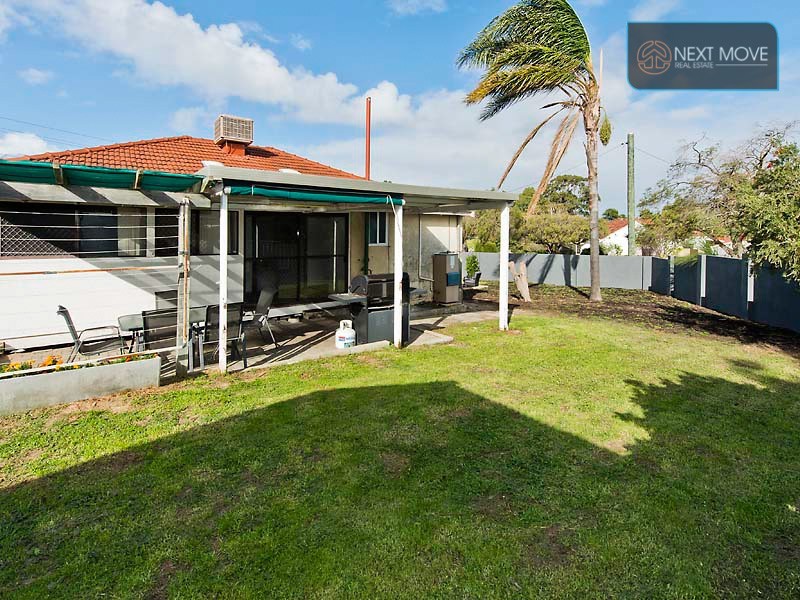 16 Winnacott Street, Willagee WA 6156