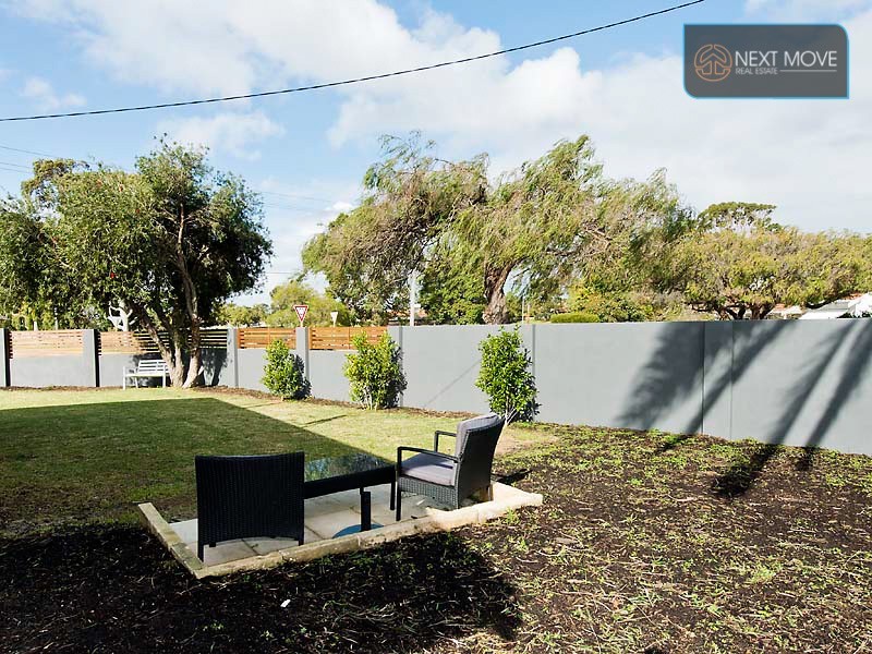 16 Winnacott Street, Willagee WA 6156