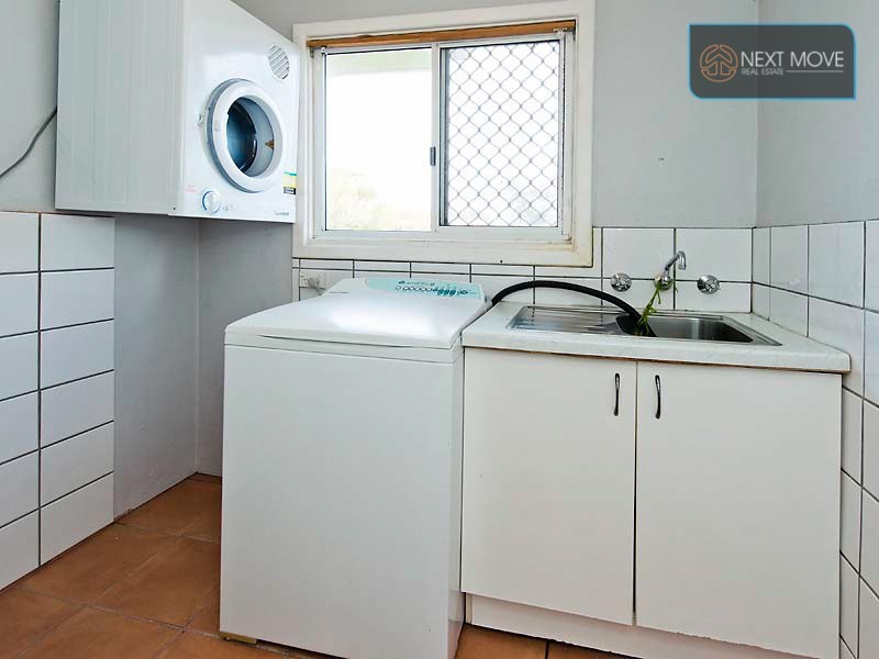 16 Winnacott Street, Willagee WA 6156