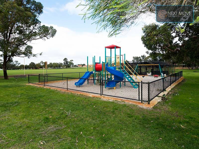 16 Winnacott Street, Willagee WA 6156