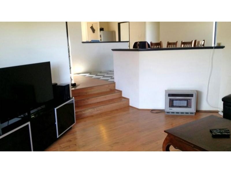 7b Bassett Street, Willagee WA 6156