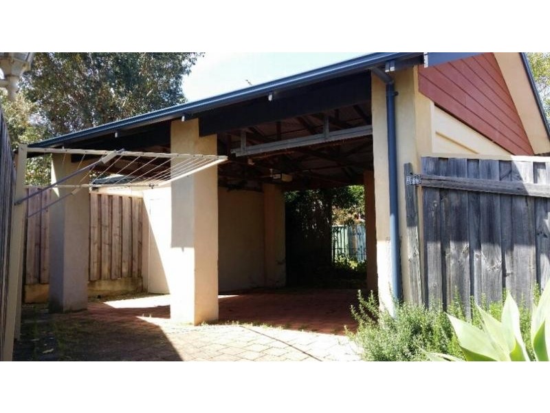 7b Bassett Street, Willagee WA 6156