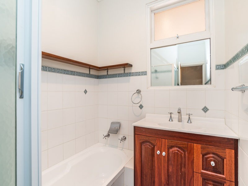 34 Bawdan St, Willagee WA 6156