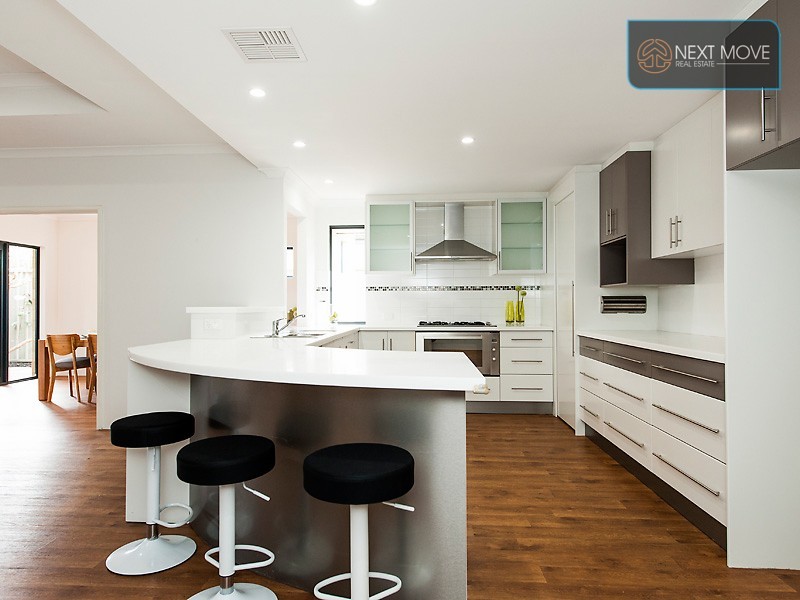 52 Beamish Avenue, Brentwood WA 6153