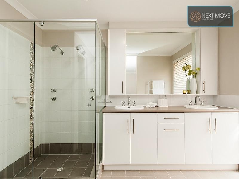 52 Beamish Avenue, Brentwood WA 6153