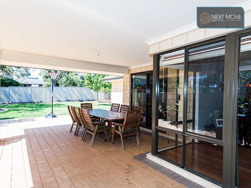 29 Archibald St, Willagee WA 6156