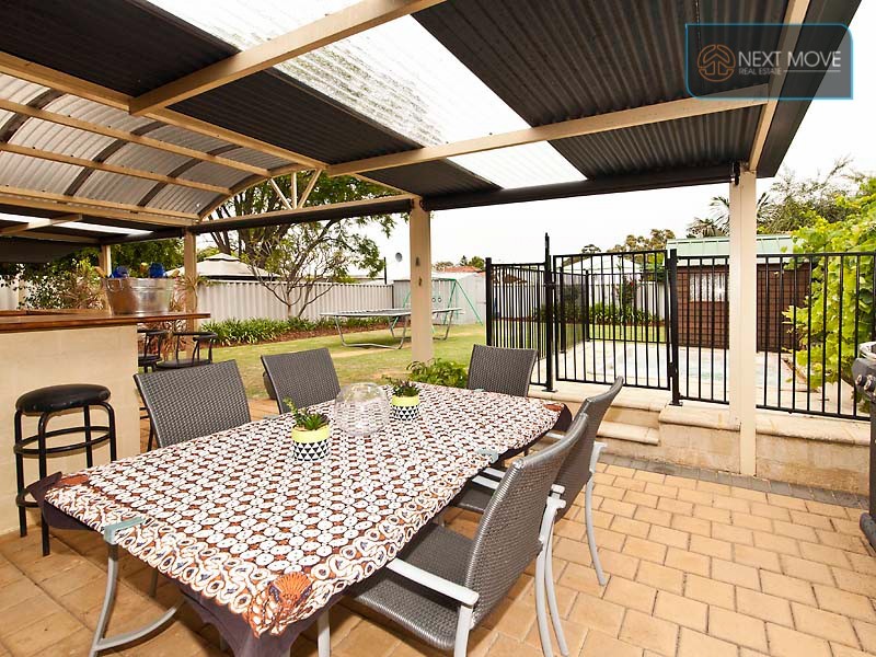 28 Paitt St, Willagee WA 6156
