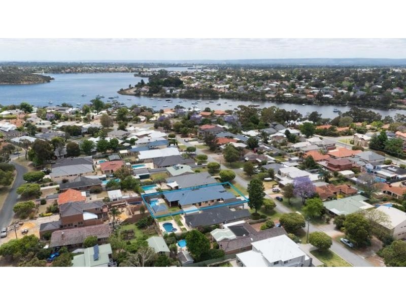 52 Beamish Avenue, Brentwood WA 6153