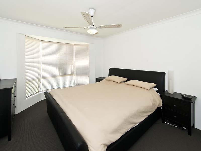 6 Gilbride Cove, Atwell WA 6164