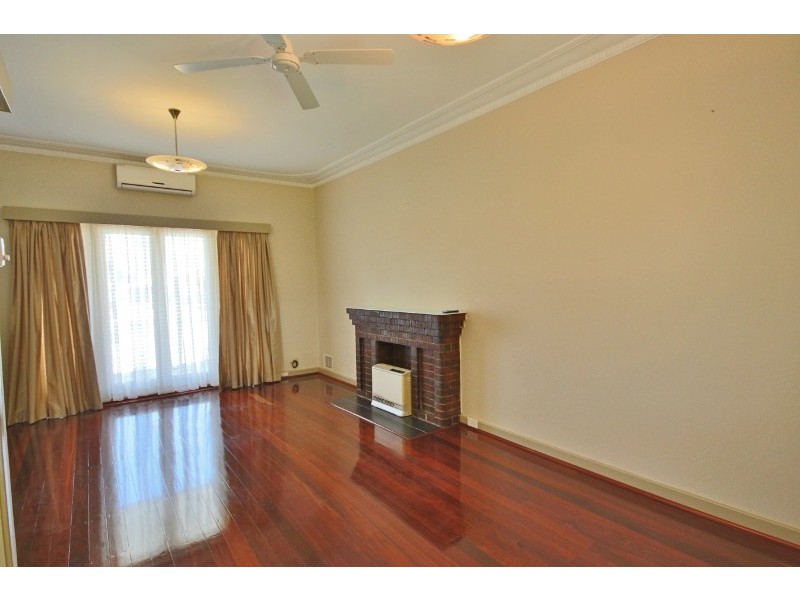 6 Jackman St, Willagee WA 6156