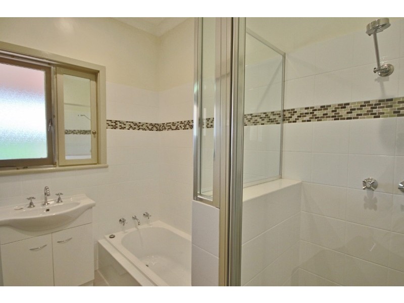 6 Jackman St, Willagee WA 6156
