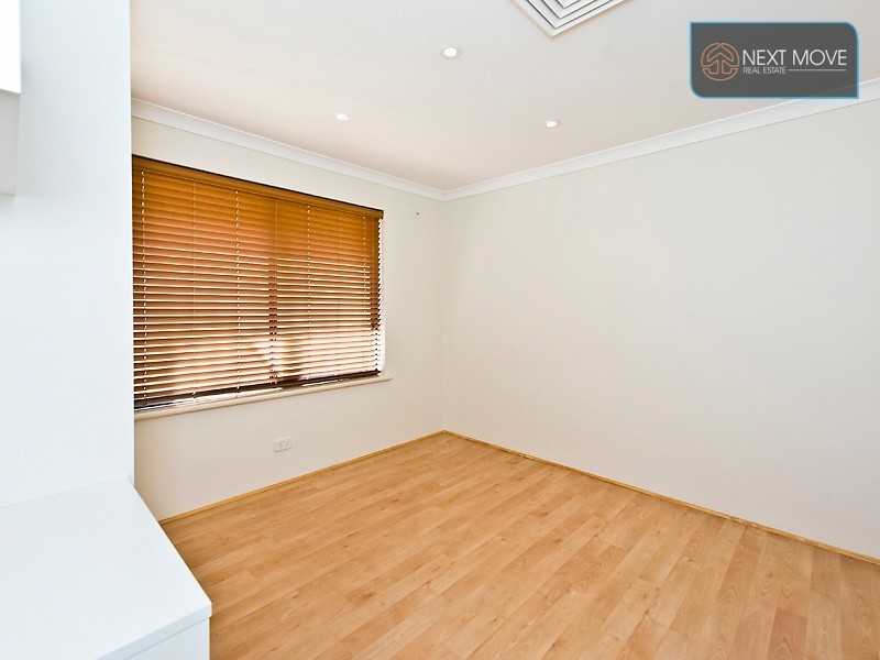 18 Danzil Street, Willagee WA 6156