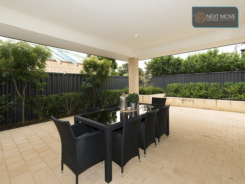 16A Radney St, Willagee WA 6156