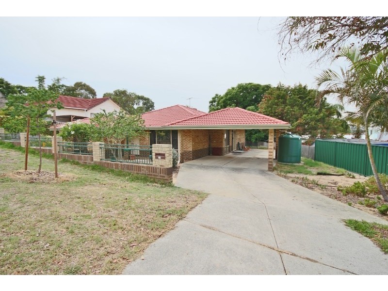 27 Greig St, Willagee WA 6156