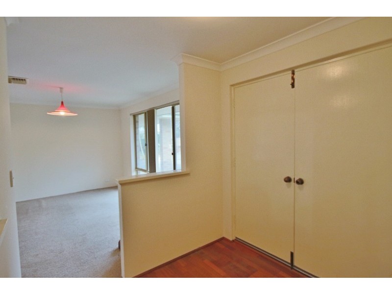 27 Greig St, Willagee WA 6156