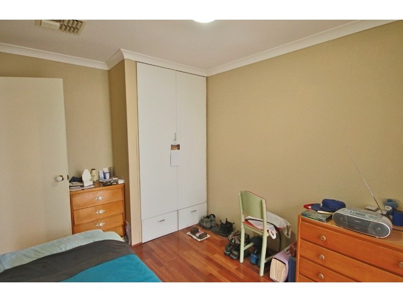 27 Greig St, Willagee WA 6156