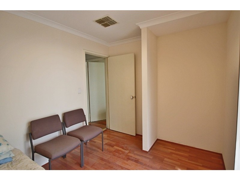 27 Greig St, Willagee WA 6156