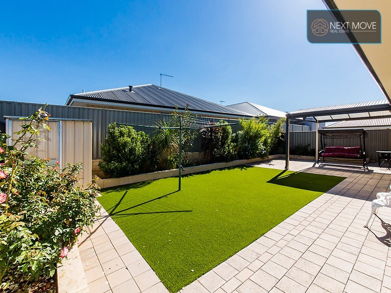 73 Kellogg Drive, Piara Waters WA 6112