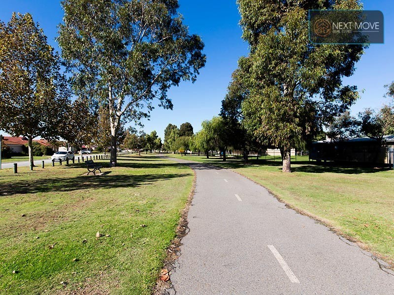 73 Kellogg Drive, Piara Waters WA 6112