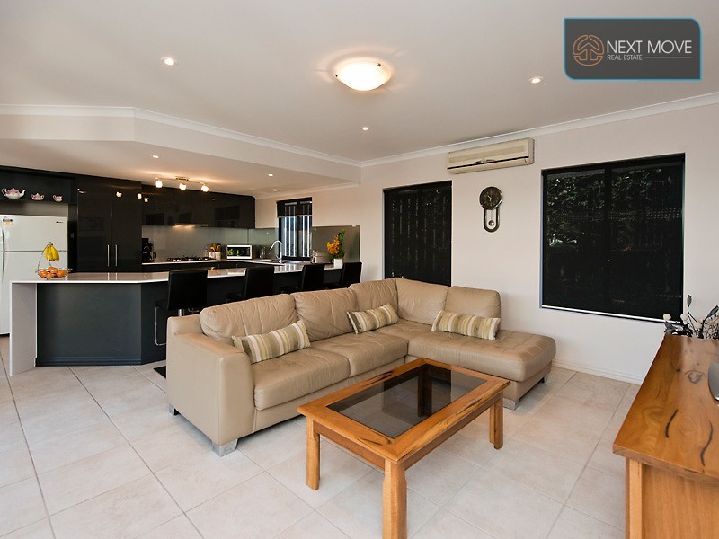 10 Danzil Street, Willagee WA 6156