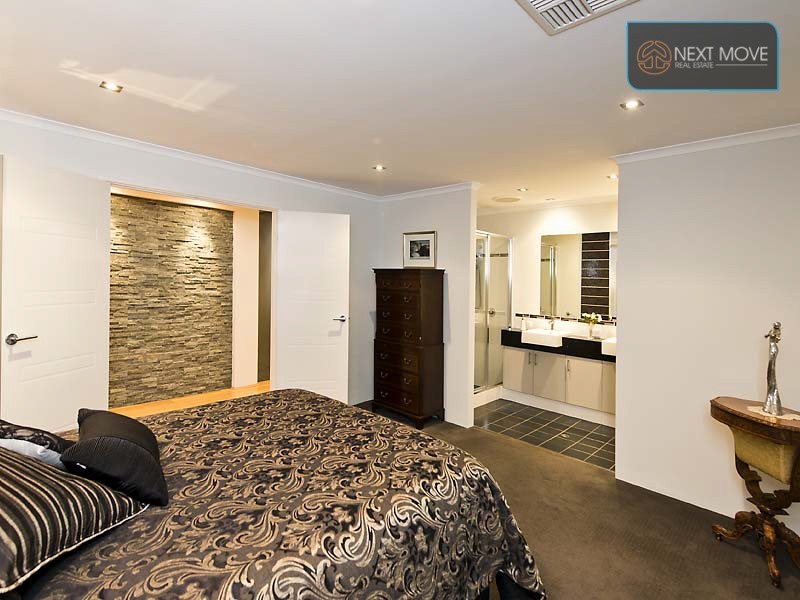 27 Keppell St, Willagee WA 6156