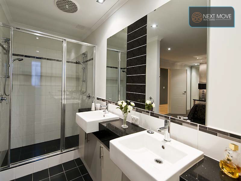 27 Keppell St, Willagee WA 6156