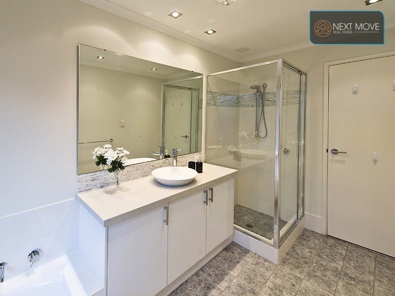 27 Keppell St, Willagee WA 6156