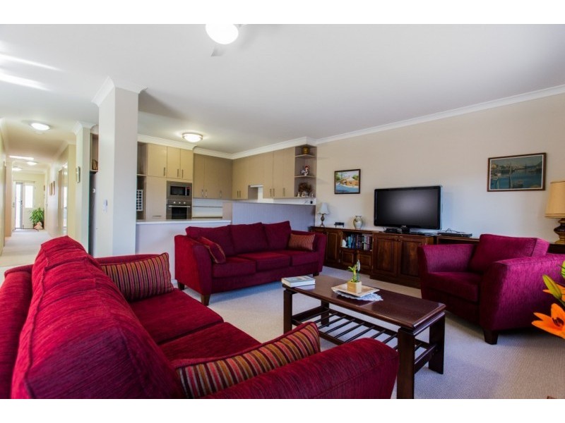 62/84 Foley Village Collick Street, Hilton WA 6163