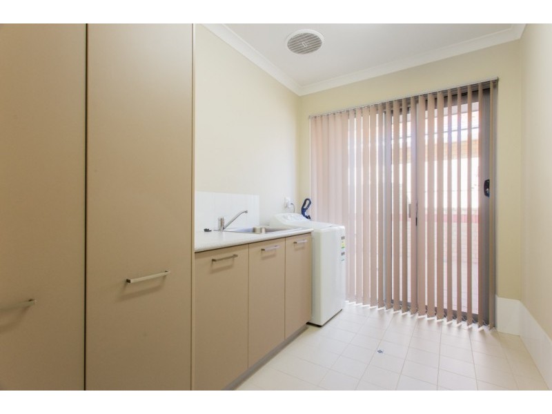 62/84 Foley Village Collick Street, Hilton WA 6163