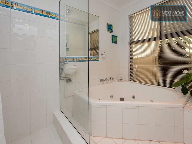 24 Milroy St, Willagee WA 6156