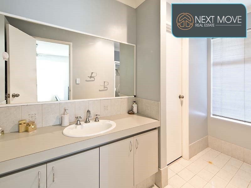 6 Gilbride Cove, Atwell WA 6164