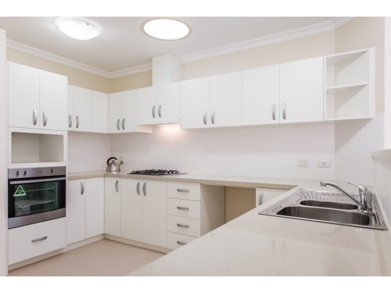 8/36 Margaret Hubery Village Fifth Avenue, Rossmoyne WA 6148