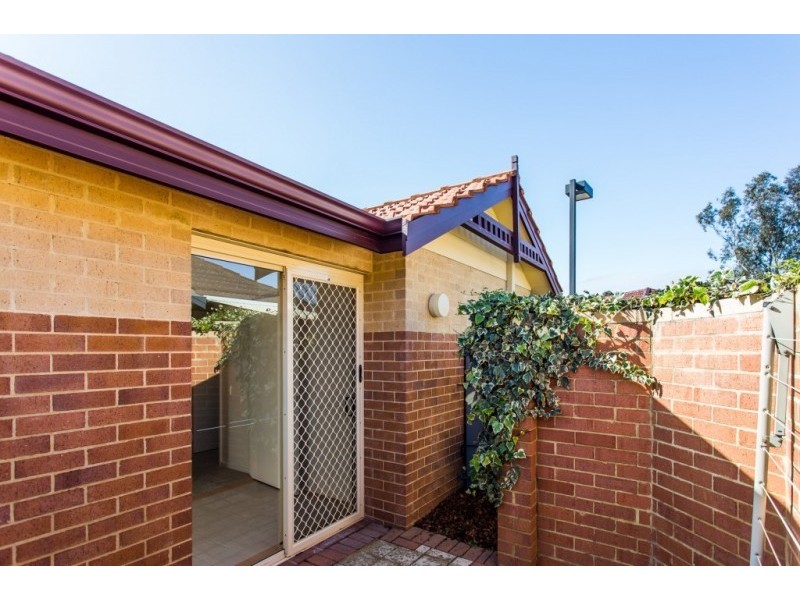 8/36 Margaret Hubery Village Fifth Avenue, Rossmoyne WA 6148