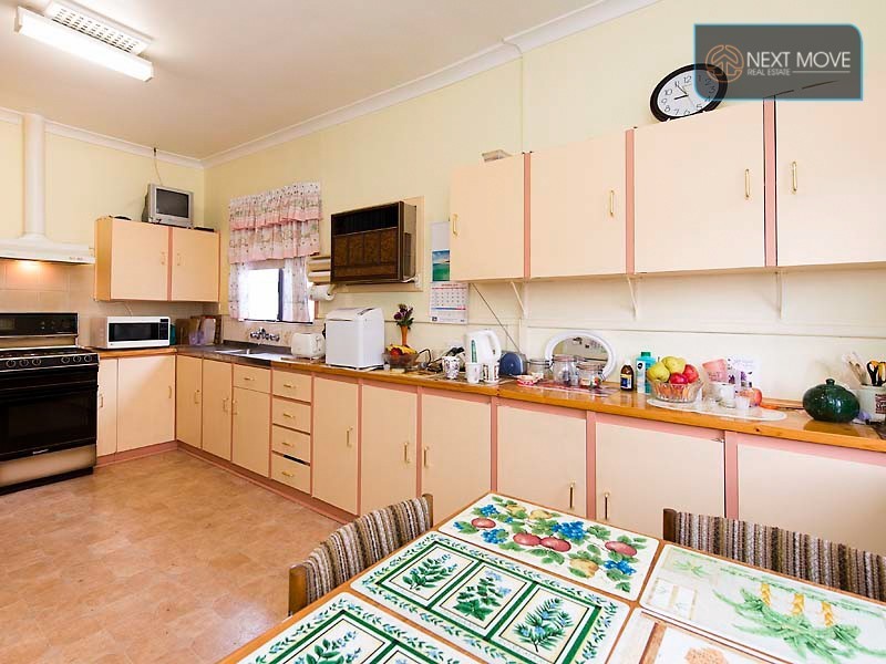 71 Arkwell Street, Willagee WA 6156