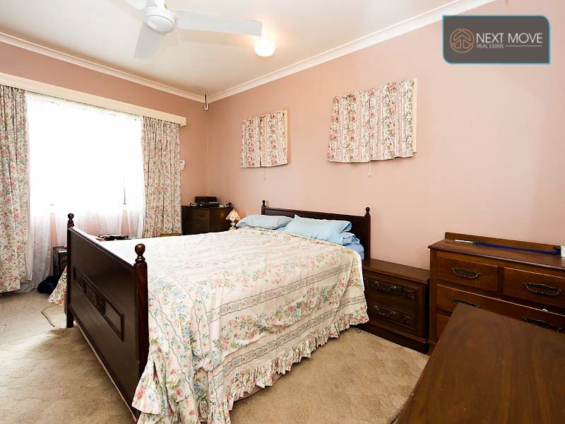 71 Arkwell Street, Willagee WA 6156