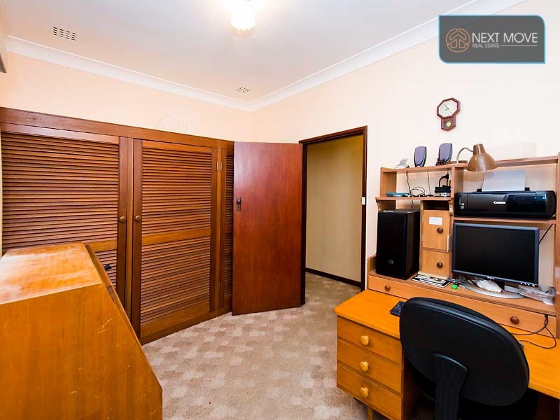 71 Arkwell Street, Willagee WA 6156