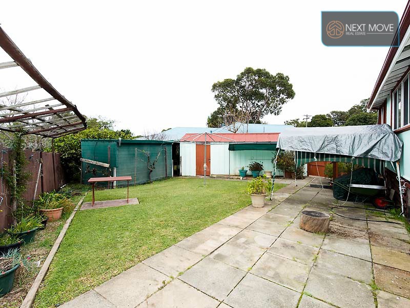 71 Arkwell Street, Willagee WA 6156