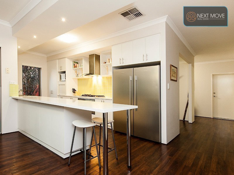 25 Moonlight Cove, Brentwood WA 6153