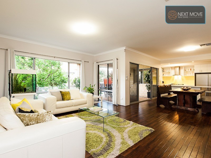 25 Moonlight Cove, Brentwood WA 6153