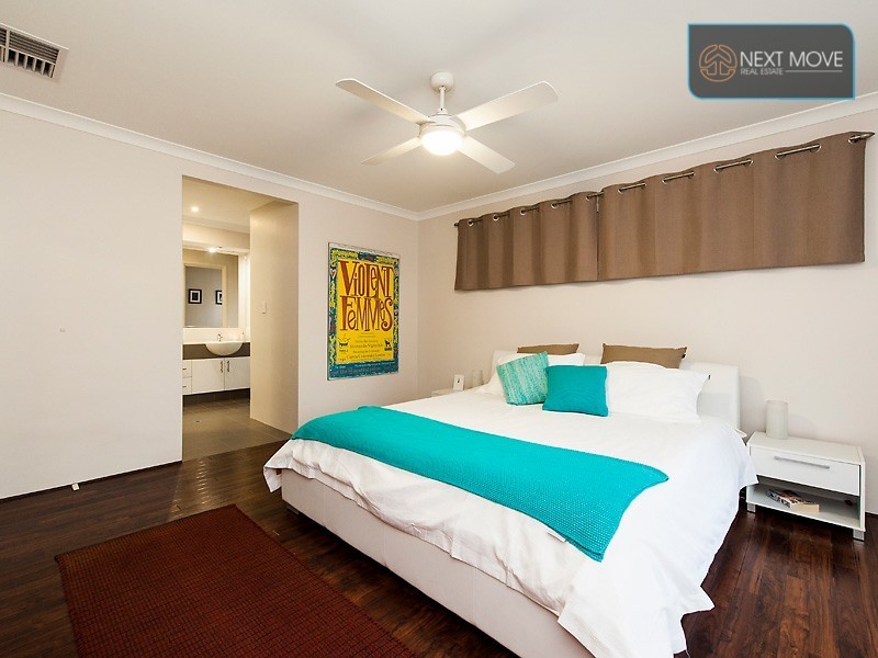 25 Moonlight Cove, Brentwood WA 6153