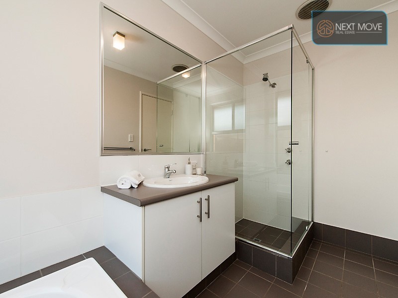 25 Moonlight Cove, Brentwood WA 6153