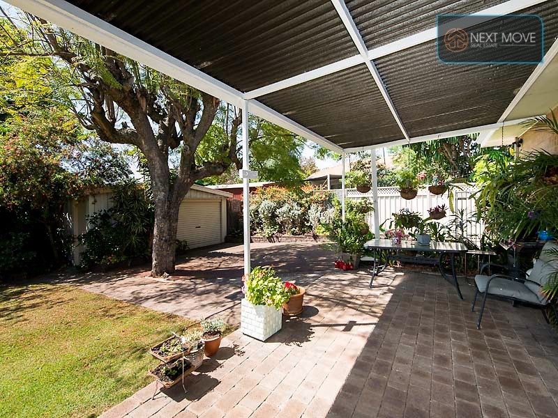 25 Wheyland St, Willagee WA 6156