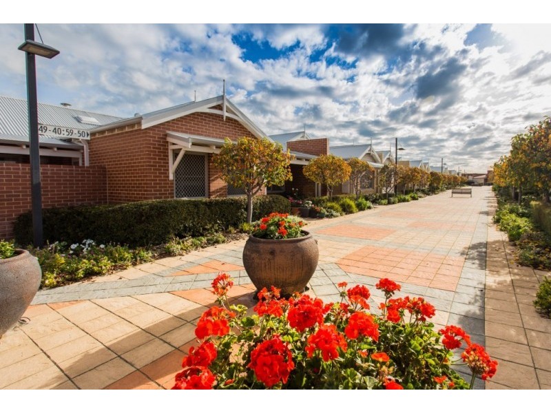 60/84 Foley Village, Collick Street, Hilton WA 6163