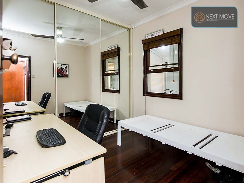 19 Radney St, Willagee WA 6156