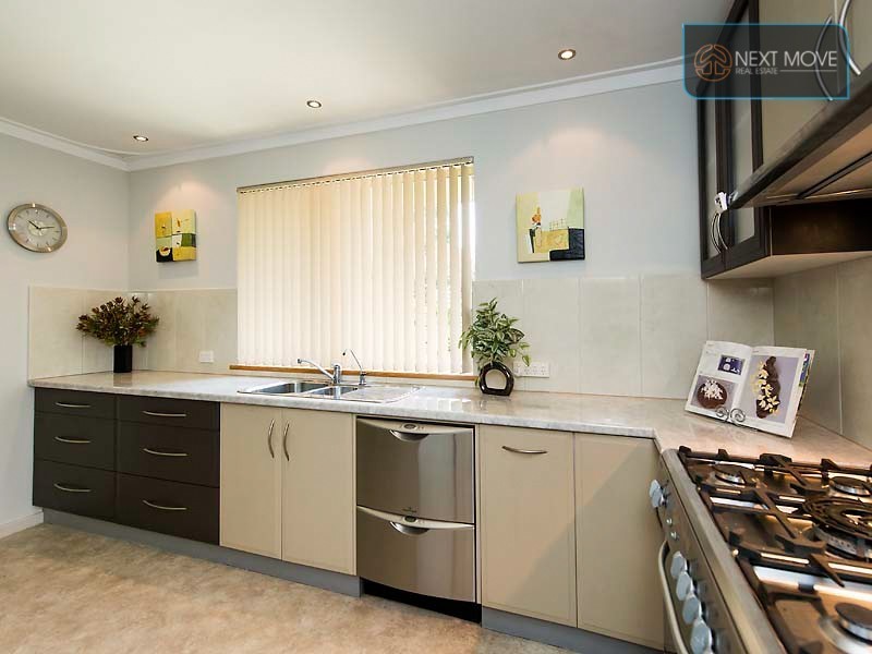 25 Wheyland St, Willagee WA 6156