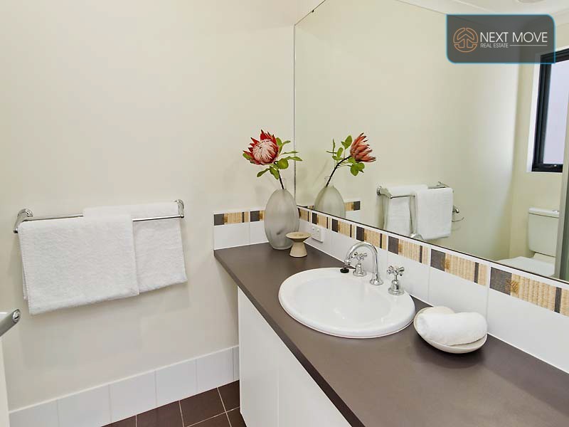 7b Potts St, Melville WA 6156