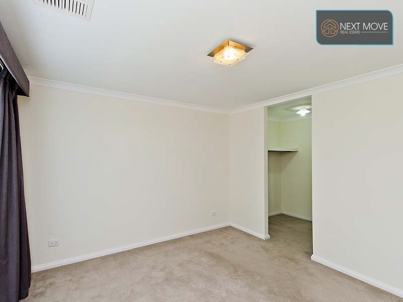 7b Potts St, Melville WA 6156